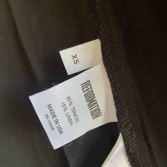 Reformation black tencel and linen deep v wrap midi dress with side bow - Picture 5 of 7